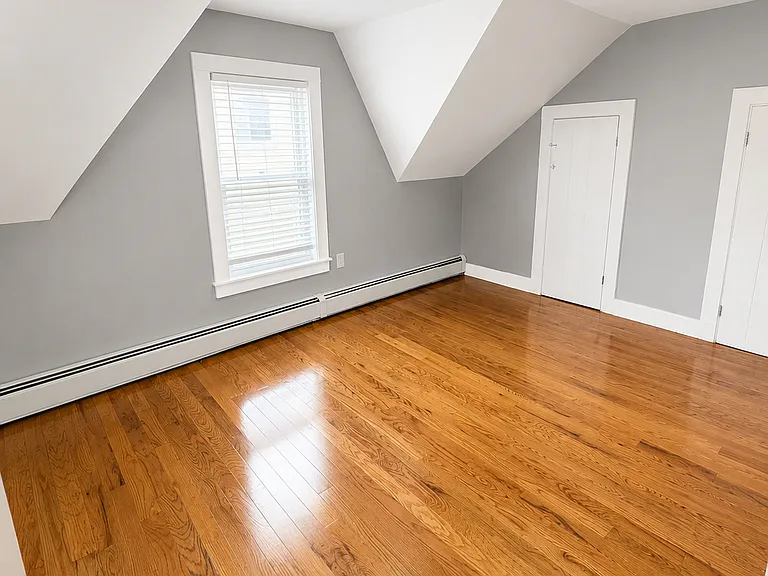 61 Henry Ave #3 — Photo 5