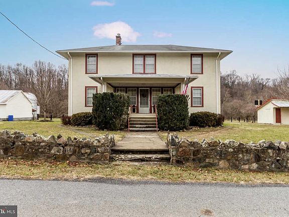 2nd image of 5671 Gooney Manor Loop
