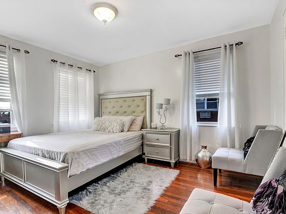 5th image of 2315 95th St