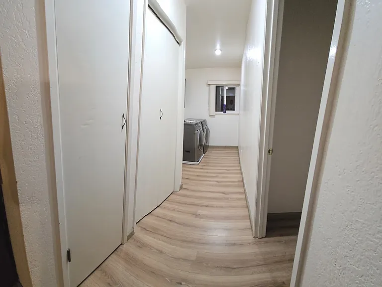 5170 E Huntington Ave — Photo 17