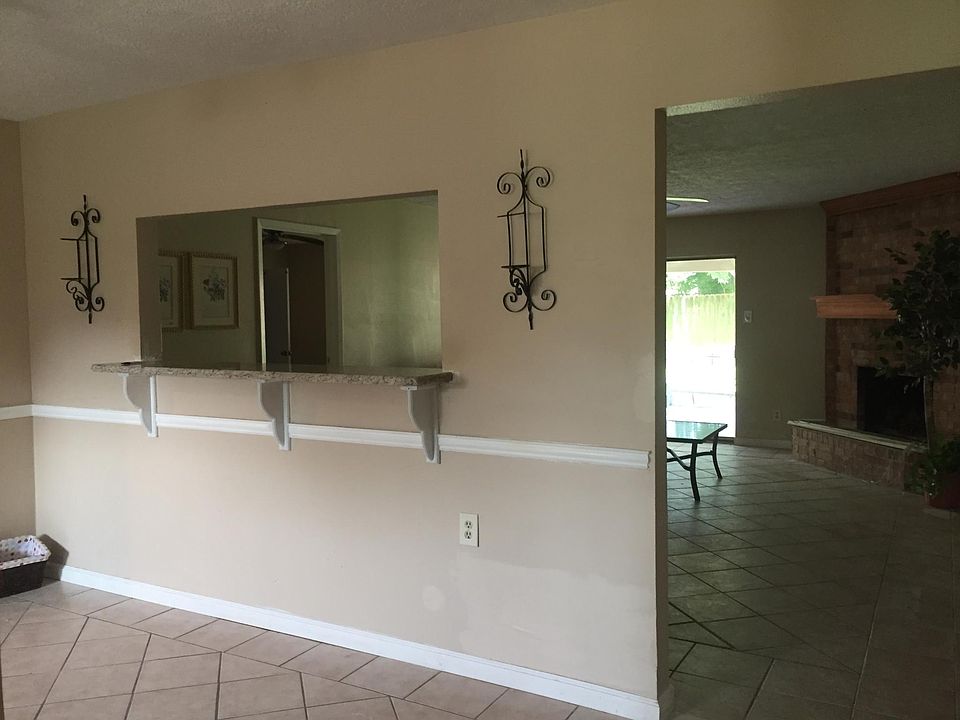 2nd image of 4202 Townes Forest Rd