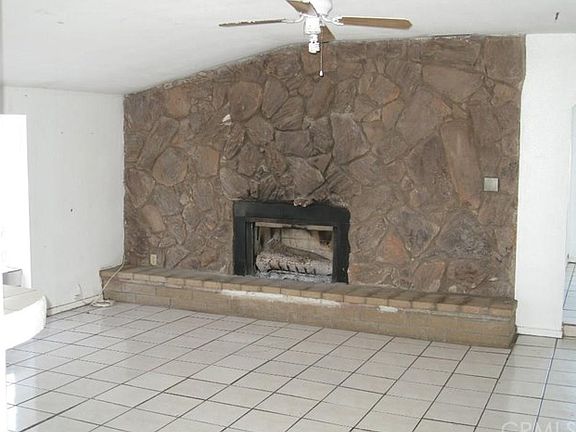 2nd image of 24531 Jefferson Ave #B
