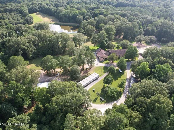 Woodlawn Rd, Woodville, MS 39669