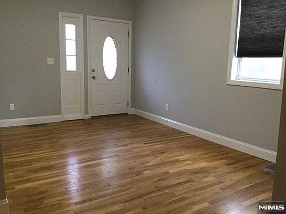 2nd image of 156 Corabelle Ave
