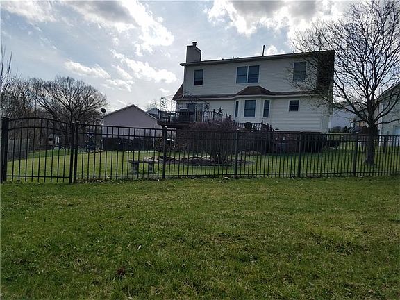 5th image of 2600 Chalet Ln
