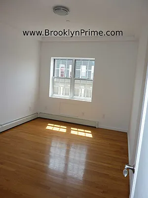 Rented by Brooklyn Real Estate Services | media 8