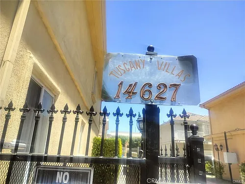 14627 Gledhill St Photo 1