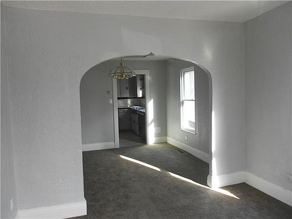 3rd image of 1423 S Home Ave