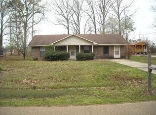 202 N Haley Ave, East Camden, AR 71701