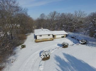 3310 Chelmsford Dr, Spring Grove, IL 60081