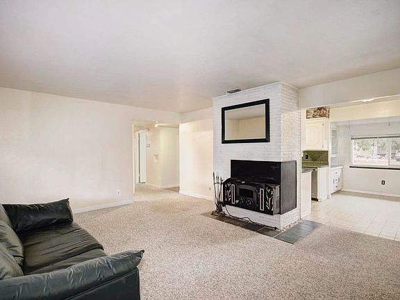 5th image of 4837 Palomino Ln