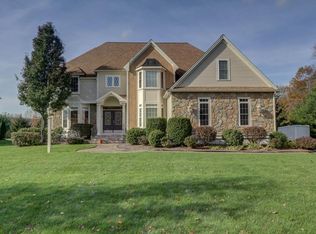 2 Iarussi Way, Medway, MA 02053
