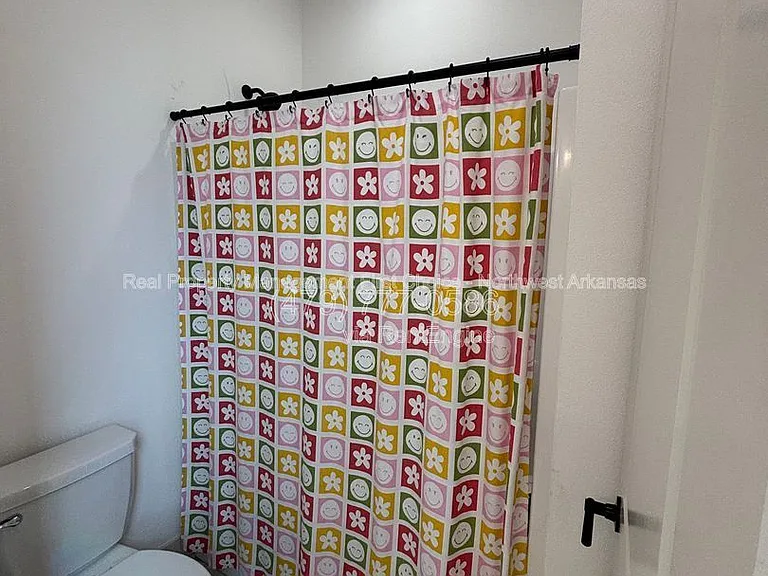 4017 W Sommerset St — Photo 16