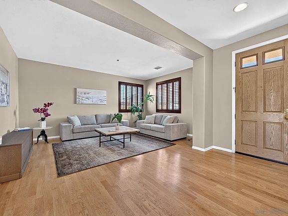 3rd image of 10304 Chase Creek Ln