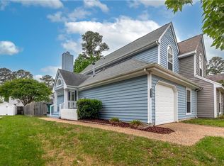 918 Woodcreek Dr, Newport News, VA 23608