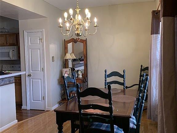 5th image of 11501 Abbots Cross Ln