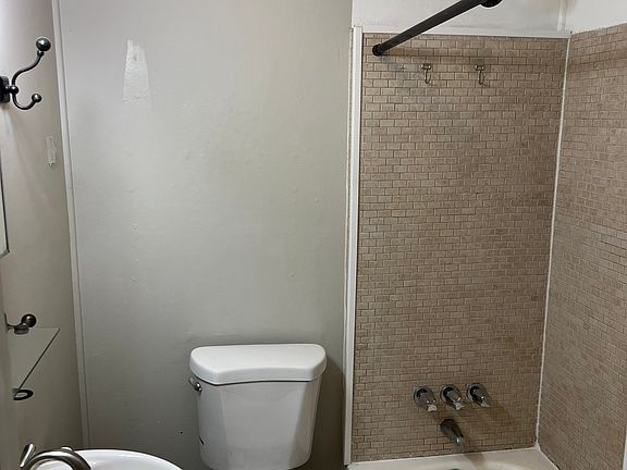 5th image of 66 N Elati St