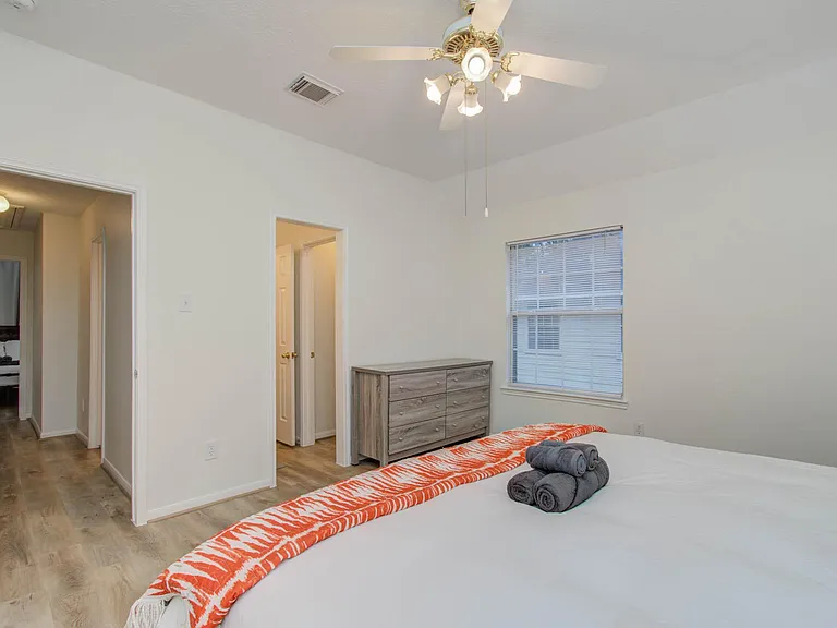15627 Twisting Springs Dr — Photo 31