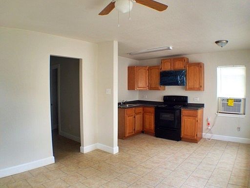 5th image of 612 W Elsmere Pl APT 2