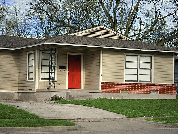 3rd image of 2325 Kingswood Dr