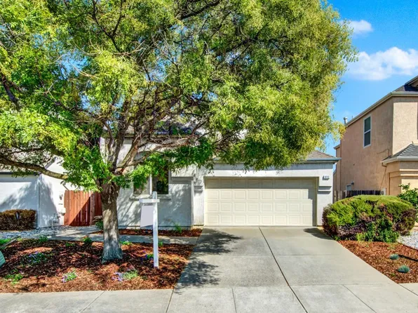 843 Chateau Cir, Vacaville, CA 95687