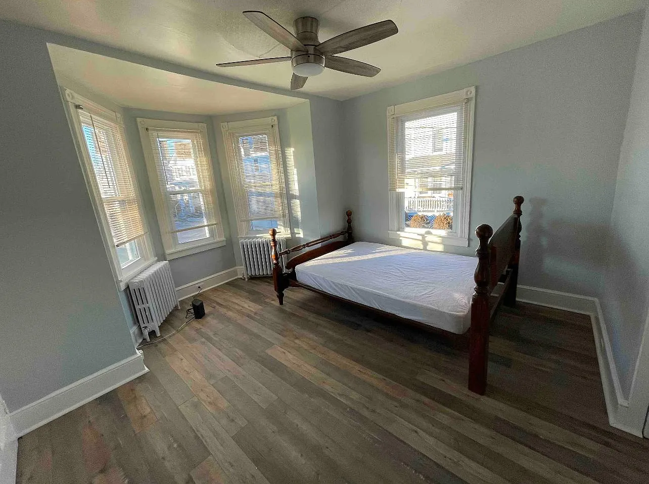 Studio, 500 sqft, $850 — Photo 2
