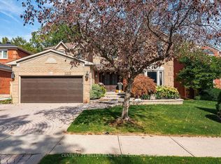 1213 Bowman Dr, Oakville, ON L6M2T4
