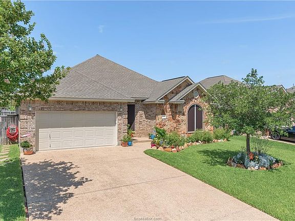 2nd image of 4013 Reatta Ln