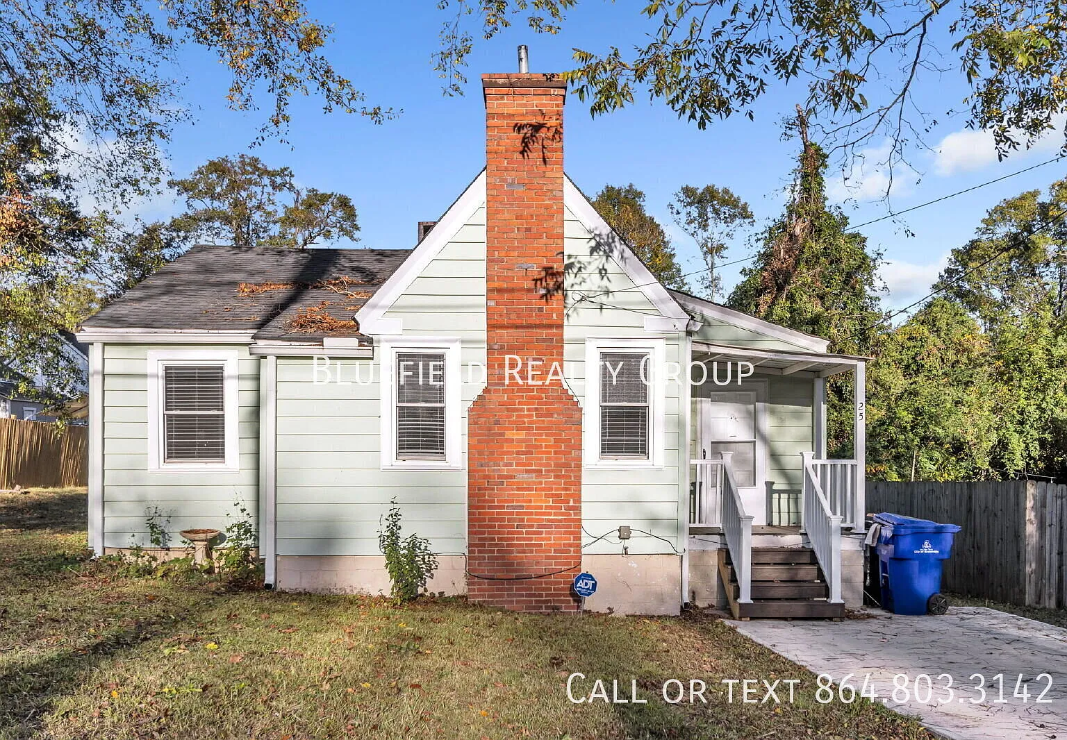 Beautifully Updated 2BR,2BA Single-Level Home $1650/mo rent — Photo 1