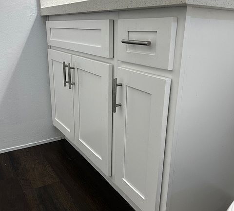New vanity and quartz countertops