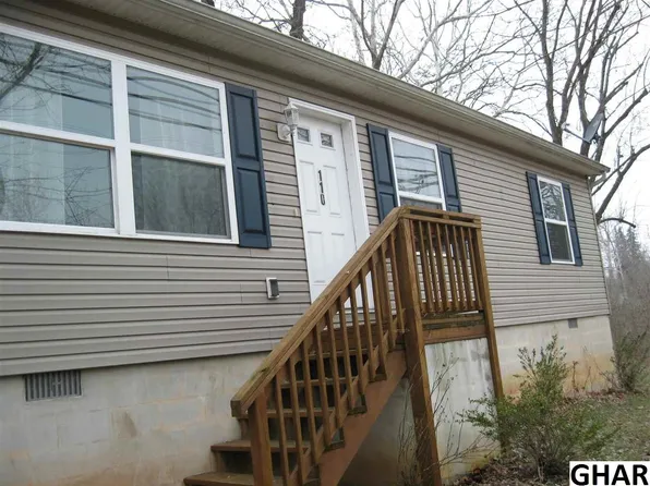 110 N Hanover St, Hummelstown, PA 17036