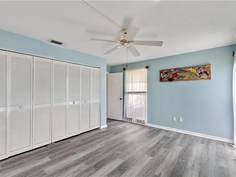 4105 Lakewood Blvd #E-18 — Photo 30