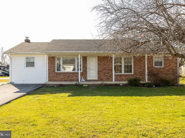 120 Meadowlark Ln, Stephens City, VA 22655