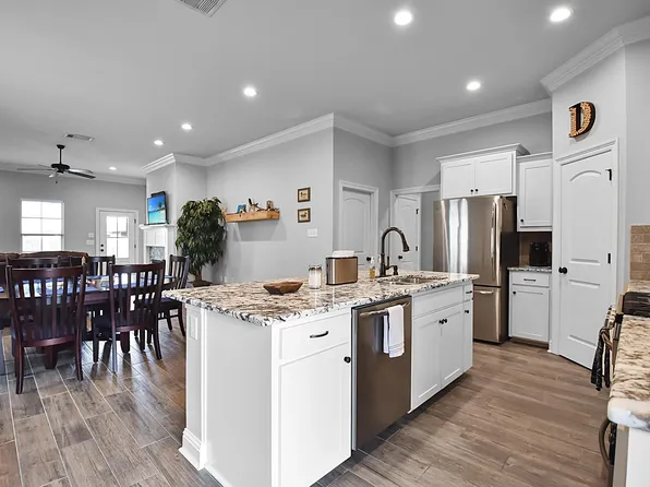 4646 Woodberry Ave, Gonzales, LA 70737