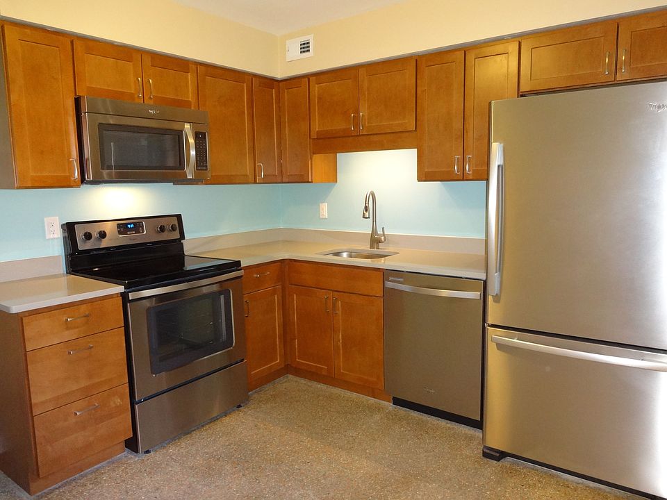 1st image of 2815 Formosa Ave
