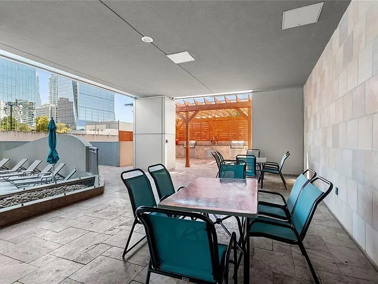 3338 Peachtree Rd NE #3501 — Photo 39
