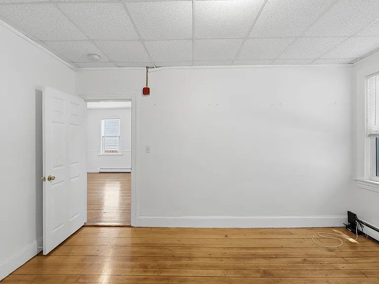 46 E Transit St #1F — Photo 7