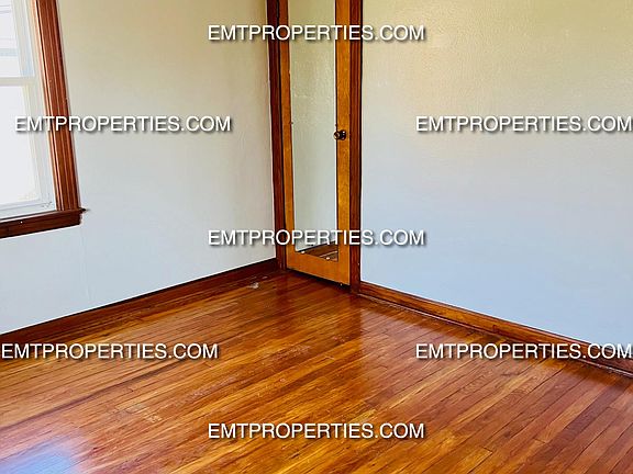 3rd image of 4137 Russell Ave