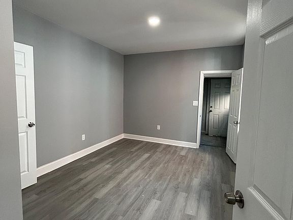 4th image of 4542 N 19th St #1