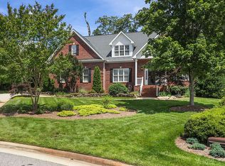 101 Pearce Dr, Jamestown, NC 27282