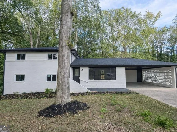 3211 Thrasher Cir, Decatur, GA 30032