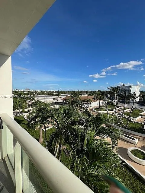 2 bed, 2.0 bath, $1,875 — Photo 2