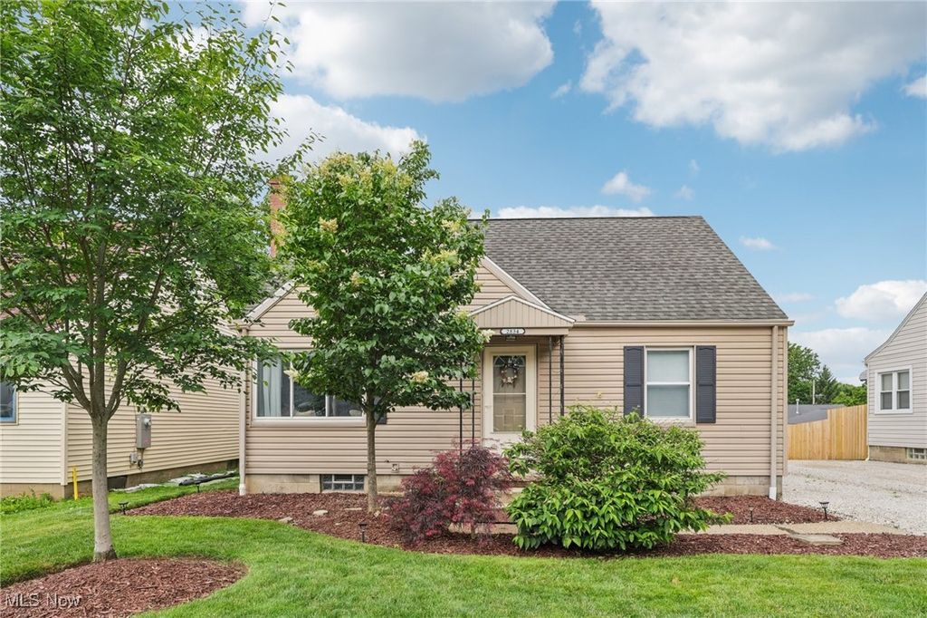 Real estate listing image