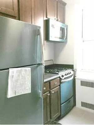 Rented by Eleni Moustakis LREB | media 16