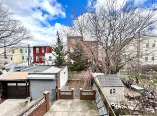 68-25 75th St #1, Middle Village, NY 11379