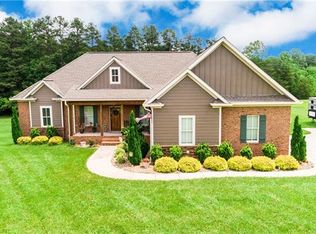 495 Hicks Creek Rd, Troutman, NC 28166