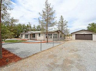 4560 E Pawnee Pl, Pahrump, NV 89061