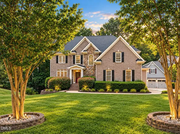 8401 Chelridge Dr, Wake Forest, NC 27587