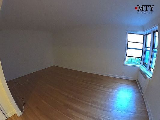 3rd image of 4216 80th St APT 4k