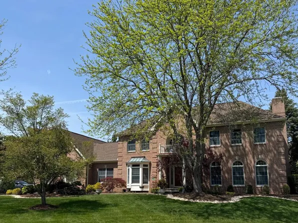 2 Clarendon Ct, Princeton Junction, NJ 08550